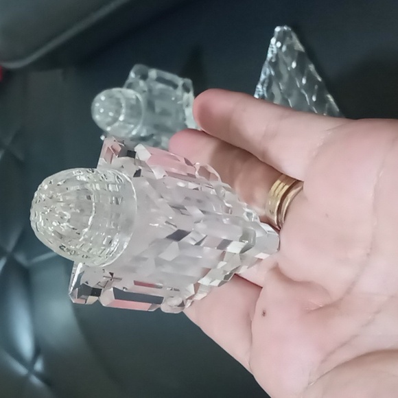 CRYSTAL MINI SALT & PEPPER SHAKERS WITH TRAY COLLECTIBLE - Picture 2 of 8